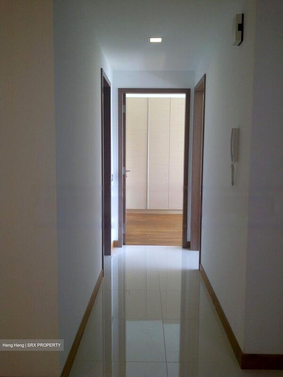 Waterfront Waves (D16), Condominium #481705241